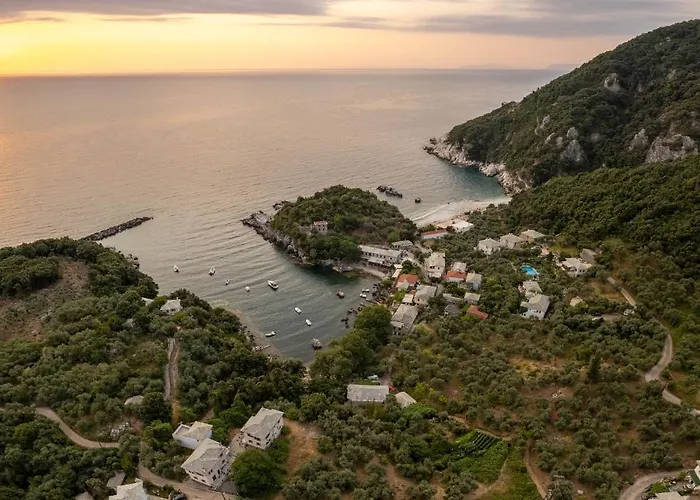 Lemon House For Big Family In - Delicious Holiday home Damouchari