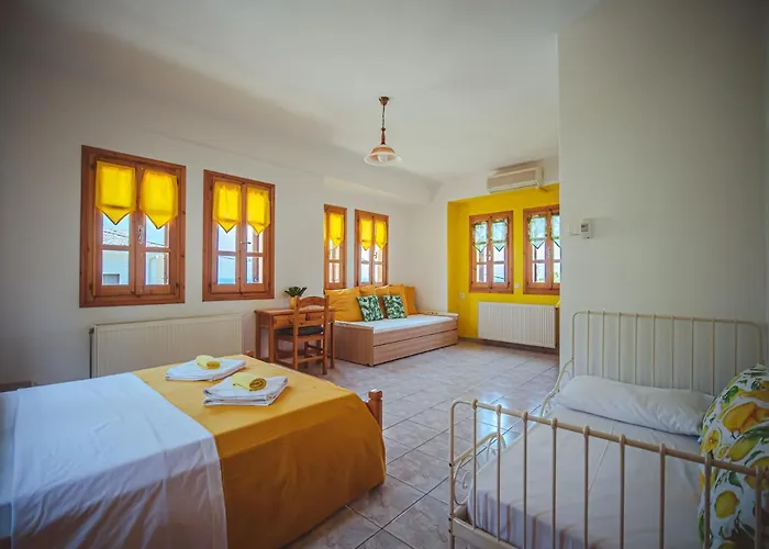 Lemon House For Big Family In - Delicious Holiday home